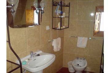 Hiszpania Privát Villanueva del Trabuco, Zewnątrz